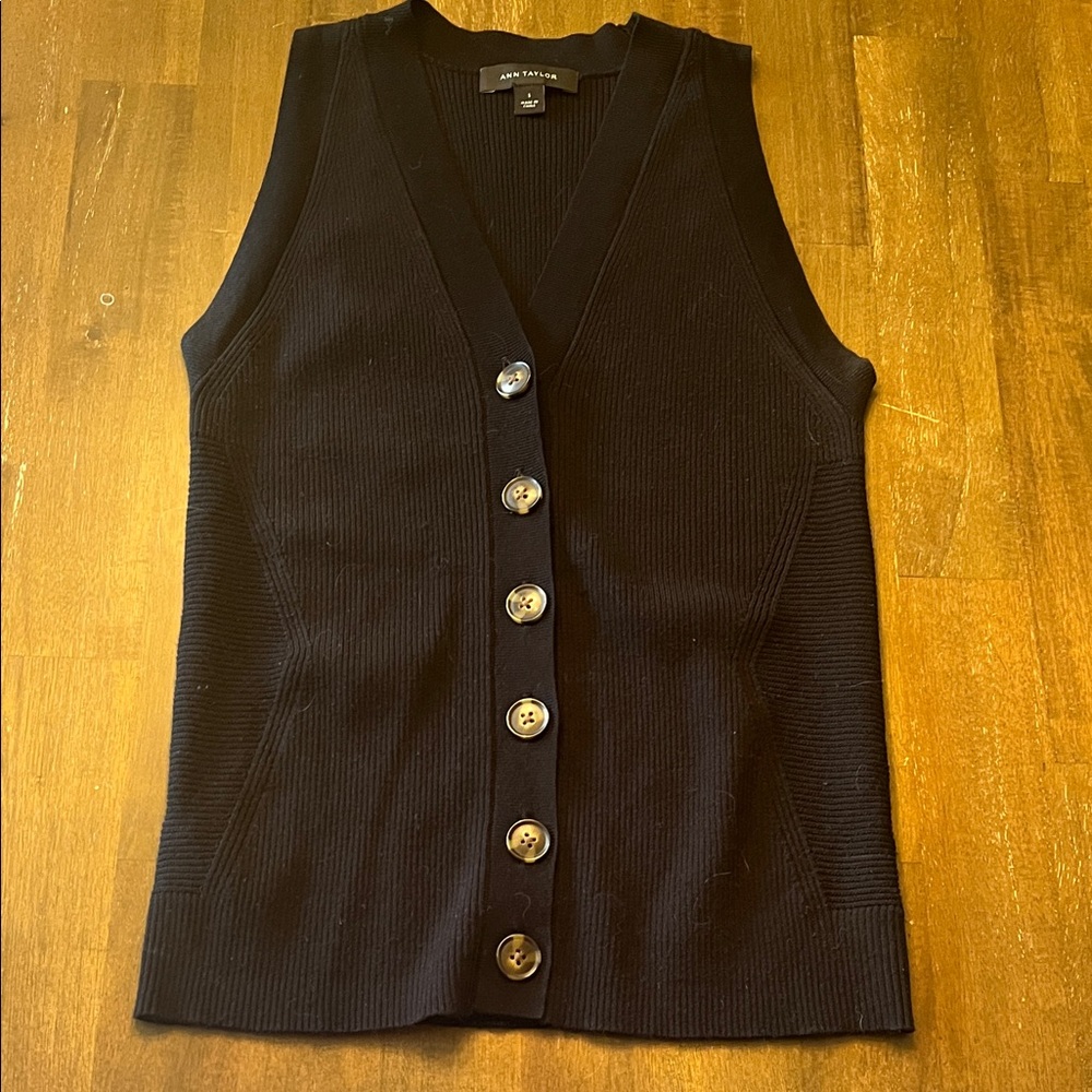 Ann Taylor Black Ribbed Button-Front Sleeveless Vest
